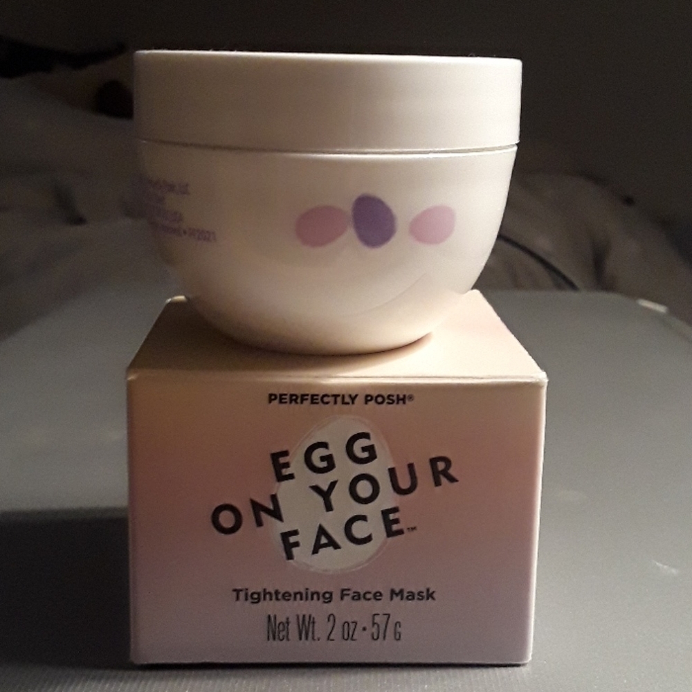 Egg on your Face (face mask)